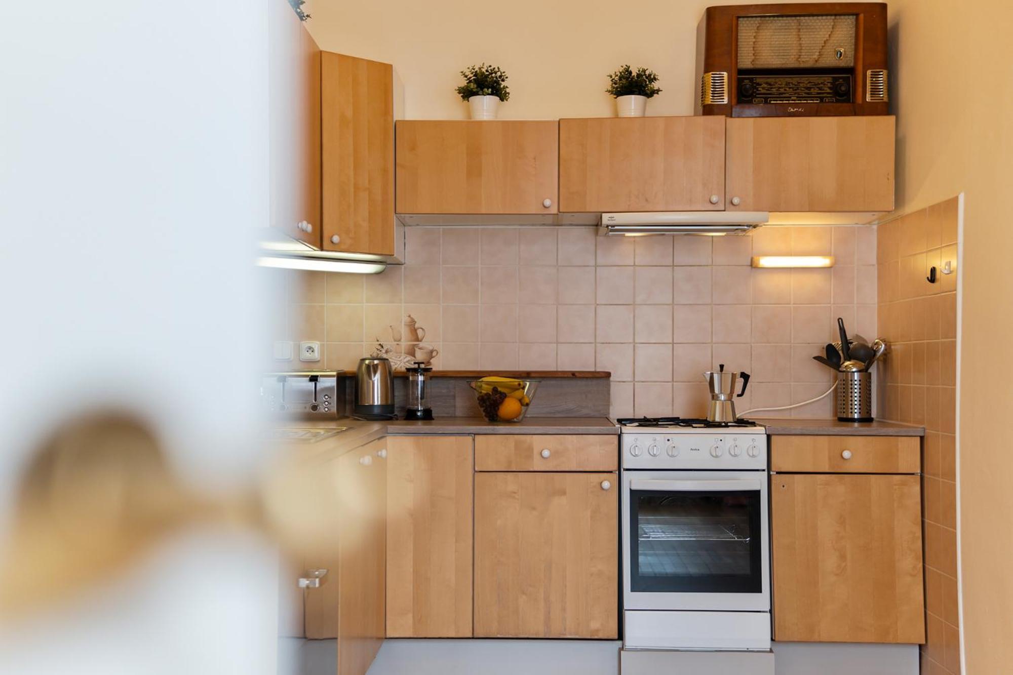 Vintage Apts In Heart Of By Michal&friends Daire *